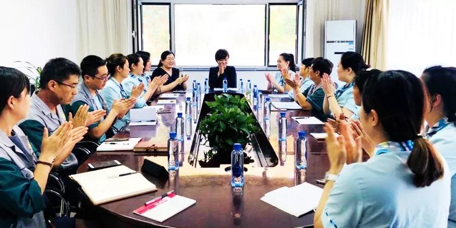提升專業(yè)能力，提高服務(wù)水平，塑造服務(wù)品牌